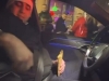 NEVJEROVATNO: Poznato ko je mladić koji je u centru Sarajeva iz automobila izbacivao novac...