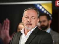 ZASTUPNIK SDA O KORIŠTENJU SLUŽBENIH VOZILA U KS: 'Većina ih voza automobile poslije posla, kad krenu da obiđu punicu...'