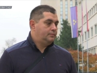 ŠAKOM U GLAVU: Ovaj lik udario je zastupnika Nemanju Šarčevića na sjednici Skupštine Vojvodine