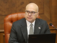 VUČEVIĆ PRIJETI PROFESORIMA U SREDNJIM ŠKOLAMA U SRBIJI: Našao je 'vremena' i gostovao na SNS-ovoj televiziji