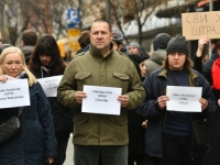 U SRBIJI JE OKO 30 FAKULTETA U BLOKADI: Mladići sa kapuljačama tražili studente u Novom Sadu, provocirali ih da...