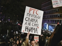 'IZVJEŠTAVAJTE U SKLADU SA ZAKONOM': Još jedan sindikat zaposlenih na RTS-a podržao je studente