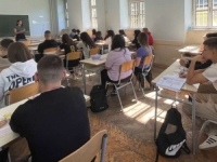 TONEMO SVE DUBLJE I DUBLJE: Bh. učenici opet sa znanjem ispod međunarodnog prosjeka