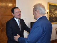 KOSOVSKI NOVINAR IZDVOJIO ZANIMLJIV DETALJ: 'Pogledajte šta je razlikovalo susret Kurtija i Lende od svih drugih susreta u Sarajevu...!' (FOTO)