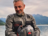 ČESTITKA PUBLICI ZA PRAZNIKE: Sandi Cenov objavio album nakon 10 godina