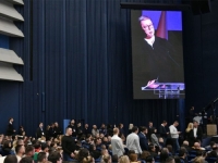 NAPETO S DRUGE STRANE DRINE: Aktivist ušao na skup Vučićeve stranke, nije se javljao sedam sati...