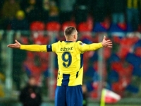 'POCIJEPAO MREŽU': Edin Džeko postigao fantastičan gol u pobjedi Fenerbahčea (VIDEO)
