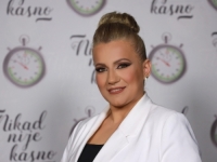 NAJUSPJEŠNIJA GODINA U TRI DECENIJE DUGOJ KARIJERI: Elvira Rahić objavljuje novu pjesmu