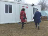 VLAST ZABORAVILA NA ŽRTVE POPLAVA:  Fikret Hakalović živi u kontejneru, grije se u autu