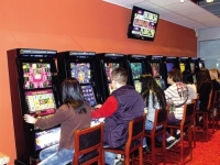 DA JE DA SE OBOGATE PREKO NOĆI: Sve više kockara u RS-u, kladionice prikupile više novca nego prošle godine