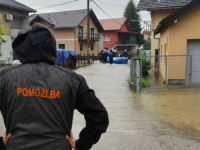 HUMANOST NA DJELU: Organizacija Pomozi.ba donirala gotovo sedam miliona maraka za poplavljena područja
