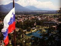 SLOVENCI PRIZNALI PALESTINU: Sada žele i da država usvoji embargo na kupovinu izraelskog oružja