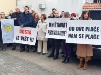 SOLIDARNOST SA KOLEGAMA U HNK: Danas štrajk upozorenja prosvjetnih radnika u Federaciji BiH