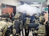 TENKOVI NA ULICAMA, HELIKOPTERI U ZRAKU: Parlament oborio odluku predsjednika o vanrednom vojnom stanju, dramatično ispred skupštine... (FOTO, VIDEO)