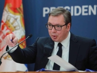 SRBIJA KLIZI U POTPUNI HAOS: Vučić optužuje opoziciju da učestvuje u zapadnom projektu rušenja Srbije!