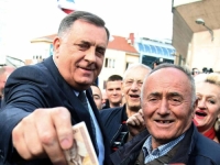 DODIK IMA NAJVEĆI BUDŽET U REGIJI: Predsjednik RS troši više novca nego Vučić i Milanović zajedno! 