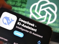 ZBOG DEEPSEEKA PRAŠINA SE DIŽE: Postao je aplikacija s najviše preuzimanja u Appleovoj trgovini App Store i zabrinuo...
