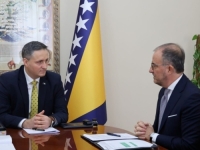 BEĆIROVIĆ U RAZGOVORU SA SORECOM: 'Nulta toleranciju prema onima koji podrivaju ustavni poredak Bosne i Hercegovine'