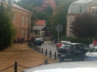 POZVANI I GRAĐANI DA SE PRIDRUŽE: Najavljeno odavanje počasti žrtvama zločina na Cetinju (FOTO)