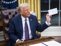 NASTAVLJENA TRADICIJA: Šta piše u Bidenovom pismu koje je ostavio Trumpu?