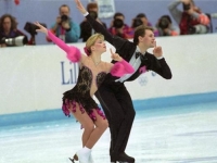 TRAGEDIJA ZA TRAGEDIJOM: Svjetski prvaci u umjetničkom klizanju bili u avionu koji se srušio u rijeku...