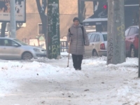 HITNA POMOĆ KS: Povećan broj povreda zbog padova na ledu