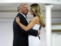 KAO DA JE BILO JUČE: Pogledajte kako je Trump čestitao Melaniji godišnjicu braka (FOTO)