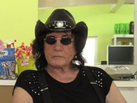 LEGENDARNI BUBNJAR: Milić Vukašinović na rehabilitaciji nakon amputacije noge