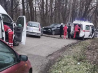 SAOBRAĆAJNA NESREĆA U BiH: Čak osam osoba povrijeđeno