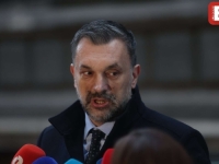 KONAKOVIĆ SE PREPAO: 'Pozivam SDA i DF da razgovaramo!' (VIDEO)