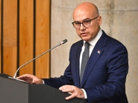 SRBIJANSKI REŽIM UZVRAĆA UDARAC: Vučević zaprijetio učenicima i profesorima - 'Dobit ćete...!'