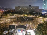MASOVNE DEMONSTRACIJE ŠIROM SLOVAČKE: Ljulja se fotelja jednog od rijetkih Dodikovih saveznika u EU!