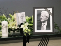 KOMEMORACIJA KNJIŽEVNIKU VESELKU KOROMANU U MOSTARU: 'Kratko i jasno, otišao je veliki i neponovljiv pjesnik'