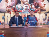 VEĆ GODINAMA BLISTA U TURSKOJ: Edin Višća potpisao novi ugovor - 'Biti dio ovog grada...'