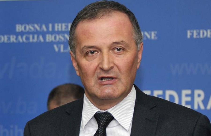 PLJUŠTE ZAHTJEVI ZA SMJENE MINISTARA: I Zukanu Helezu se trese fotelja, njegov zamjenik iznio ozbiljne optužbe