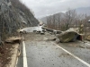 POZIV NA OPREZ: Formirane velike kolone vozila, obrušila se stijena kod... (VIDEO)