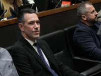 GRADONAČELNIK KRALJEVA NIJE SMIO DA IZAĐE IZ SKUPŠTINE: U obližnjem restoranu sjedio je...