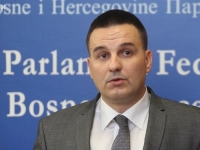 ZASTUPNIK SDP-a ŽULJEVIĆ PORUČIO: 'Nematerijalni svijet sreće, ljubavi i duhovnog je agresivno napadnut, zato smo kao sistem dužni...'