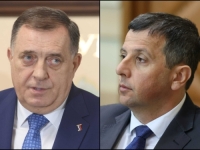 RIJEŠIO GA SE A DA NIJE NI TREPNUO: Vukanović podsjetio na čuvenu odluku iz političke karijere Milorada Dodika, mnogi Srbi mu to nikada nisu oprostili... (FOTO)