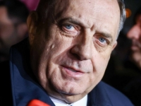 ZAVRŠNI UDARAC MILORADU DODIKU: Prijeti nestankom države, poziva Hrvate i Mađare u pomoć, ali ovo je njegov kraj! Sve je jasnije i u koju će državu pobjeći...