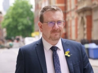 PO KRATKOM POSTUPKU: WhatsApp poruka koštala britanskog ministra smjene sa funkcije