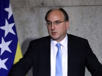 ARNAUT PONOVO 'POTOPIO' STEVANDIĆA: 'Bundestag nije NSRS gdje Stevandić i njegova klika kroje zakone!'