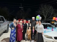 ZAHVALNI SUGRAĐANI: Efendija Sadik od svojih džematlija na poklon dobio luksuzni BMW