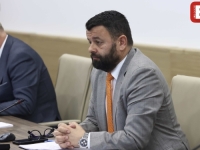 KOGA ONI VARAJU: Kako je Sevlid Hurtić preko noći postao SNSD-ov ministar nakon što je dvije godine bio Trojkin?