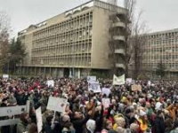 MEĐU OPTUŽENIM I BIVŠI VUČIĆEV MINISTAR: Јavno tužilaštvo za organizovani kriminal u Srbiji preuzima istragu o...