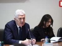 NOVINARI NA KAFI S DRAGANOM ČOVIĆEM: 'Murphy nas je motivirao da pravimo vlast s Trojkom, razgovaramo sa SDA' (FOTO)