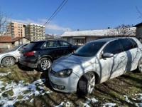 DODIKOVE PRISTALICE DOBILE PO DŽEPU: Komunalna policija podijelila kazne ispred Suda BiH (FOTO)