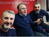 TEŠKE OPTUŽBE IZ ČOVIĆEVIH REDOVA: 'Čelnici Trojke odlučili narušiti suverenitet i neovisnost Bosne i Hercegovine, pa su na određeni mig stranaca...'