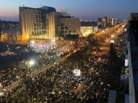 NEVJEROVATNI PRIZORI IZ NOVOG SADA: Stotine hiljada ljudi na ulicama, građani kažu - 'Ovo je veće od demonstracija protiv Miloševića!' (FOTO, VIDEO)
