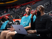 NURKIĆ JE BIO SA SVOJIM NOVIM SAIGRAČIMA U DETROITU, ALI NIJE IGRAO: Sve zbog statusa...